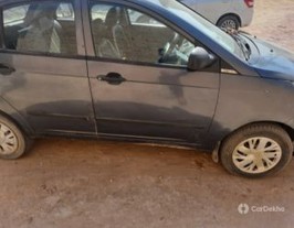 2010 Tata Indica Vista Aqua 1.3 Quadrajet ABS BSIV 2010 Tata Indica Vista Aqua 1.3 Quadrajet ABS BSIV