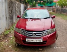 2010 होंडा सिटी 1.5 एस MT 2010 होंडा सिटी 1.5 एस MT