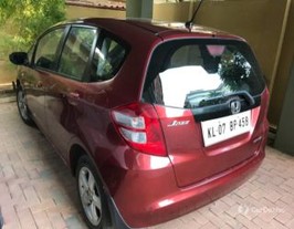 2010 होंडा जैज़ चुनते हैं Edition 2010 होंडा जैज़ चुनते हैं Edition