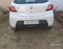 2018 டாடா டியாகோ எக்ஸ்எம் 2018 டாடா டியாகோ எக்ஸ்எம்