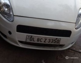 2013 ஃபியட் Grande புண்டோ Active (டீசல்) 2013 ஃபியட் Grande புண்டோ Active (டீசல்)