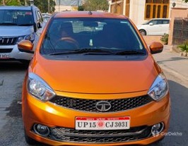 2017 टाटा टियागो 1.2 Revotron एक्सजेड WO Alloy 2017 टाटा टियागो 1.2 Revotron एक्सजेड WO Alloy