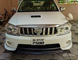 2010 టయోటా ఫార్చ్యూనర్ 3.0 డీజిల్ 2010 టయోటా ఫార్చ్యూనర్ 3.0 డీజిల్
