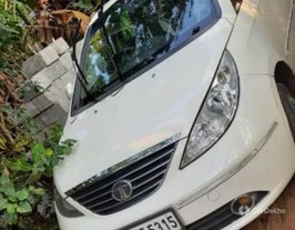 2012 டாடா இண்டிகா Vista Quadrajet விஎக்ஸ் 2012 டாடா இண்டிகா Vista Quadrajet விஎக்ஸ்
