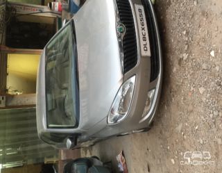 2012 Skoda Rapid 1.6 TDI Ambition 2012 Skoda Rapid 1.6 TDI Ambition