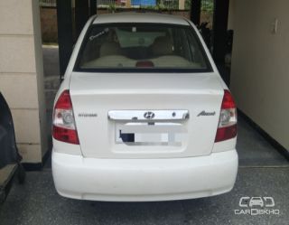 2012 Hyundai Accent Executive CNG 2012 Hyundai Accent Executive CNG