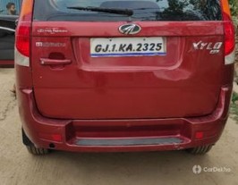 2009 మహీంద్రా సెలో E6 2009 మహీంద్రా సెలో E6