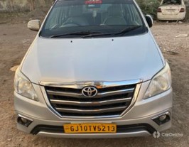 2012 Toyota Innova 2.5 VX 8 STR BSIV 2012 Toyota Innova 2.5 VX 8 STR BSIV