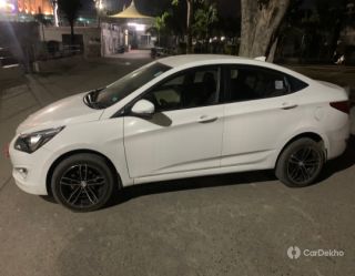 Hyundai Verna 1.6 CRDi SX Hyundai Verna 1.6 CRDi SX