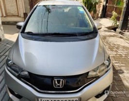 2016 होंडा जैज़ 1.2 एसवी आई VTEC 2016 होंडा जैज़ 1.2 एसवी आई VTEC