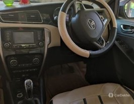2016 टाटा ज़ेस्ट Revotron 1.2 एक्सटी 2016 टाटा ज़ेस्ट Revotron 1.2 एक्सटी