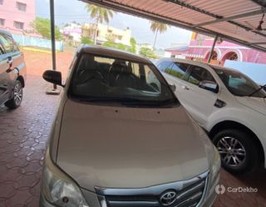 2013 Toyota Innova 2.5 VX (Diesel) 7 Seater BS IV 2013 Toyota Innova 2.5 VX (Diesel) 7 Seater BS IV