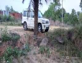 2014 മഹേന്ദ്ര സ്കോർപിയോ SLE 7S BSIV 2014 മഹേന്ദ്ര സ്കോർപിയോ SLE 7S BSIV