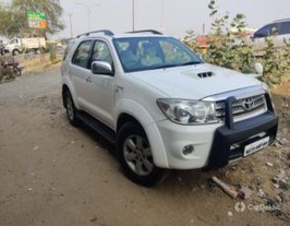 2010 టయోటా ఫార్చ్యూనర్ 3.0 డీజిల్ 2010 టయోటా ఫార్చ్యూనర్ 3.0 డీజిల్