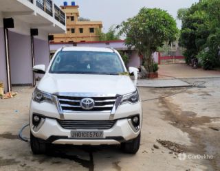 Toyota Fortuner 2.8 4WD MT BSIV Toyota Fortuner 2.8 4WD MT BSIV