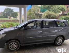 2014 Toyota Innova 2.5 GX (Diesel) 8 Seater BS IV 2014 Toyota Innova 2.5 GX (Diesel) 8 Seater BS IV
