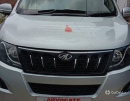 2017 Mahindra XUV500 W6 2WD 2017 Mahindra XUV500 W6 2WD