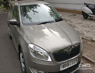 2012 Skoda Rapid 1.6 TDI Ambition 2012 Skoda Rapid 1.6 TDI Ambition