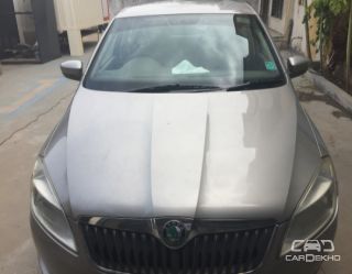 2012 Skoda Rapid 1.6 TDI Ambition 2012 Skoda Rapid 1.6 TDI Ambition