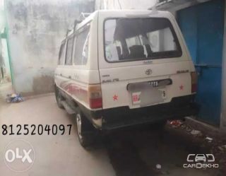 2004 Toyota Qualis FS B3 2004 Toyota Qualis FS B3