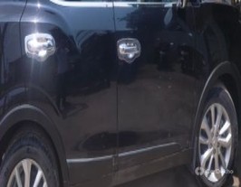 2021 Mahindra XUV300 W8 2021 Mahindra XUV300 W8