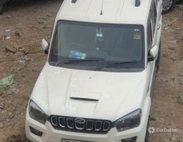 2015 Mahindra Scorpio 1.99 S6 Plus 2015 Mahindra Scorpio 1.99 S6 Plus