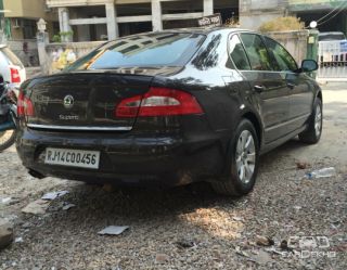 2011 Skoda Superb Elegance 1.8 TSI AT 2011 Skoda Superb Elegance 1.8 TSI AT