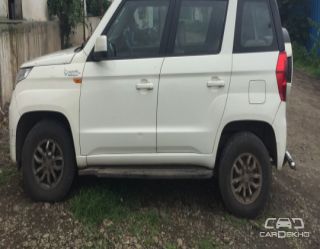 2016 Mahindra TUV 300 T6 2016 Mahindra TUV 300 T6