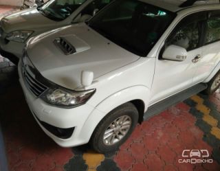 2012 Toyota Fortuner 4x2 4 Speed AT 2012 Toyota Fortuner 4x2 4 Speed AT
