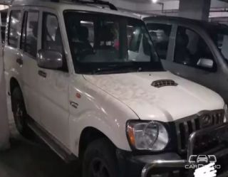 2013 Mahindra Scorpio LX 2013 Mahindra Scorpio LX