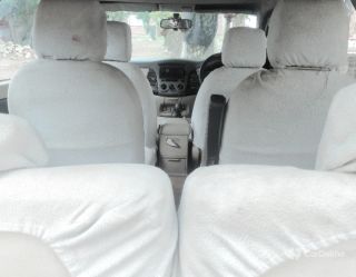 Toyota Innova 2.5 G (Diesel) 8 Seater BS IV Toyota Innova 2.5 G (Diesel) 8 Seater BS IV