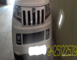 Mahindra TUV 300 T8 Mahindra TUV 300 T8