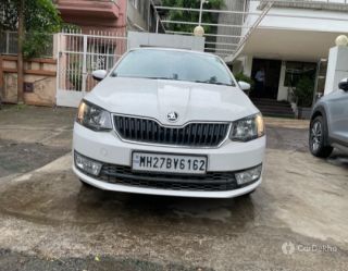 Skoda Rapid 1.6 MPI AT Ambition BSIV Skoda Rapid 1.6 MPI AT Ambition BSIV