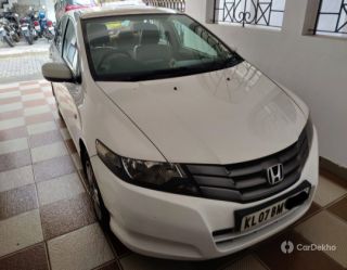 Honda City 1.5 V MT Honda City 1.5 V MT
