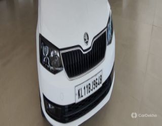 Skoda Rapid 1.5 TDI AT Style BSIV Skoda Rapid 1.5 TDI AT Style BSIV