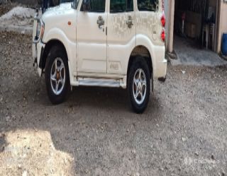 Mahindra Scorpio VLX 2WD AIRBAG BSIV Mahindra Scorpio VLX 2WD AIRBAG BSIV