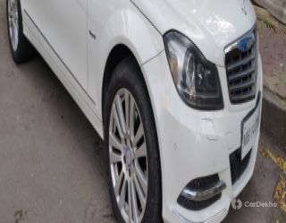 Mercedes-Benz New C-Class C 200 CGI Elegance Mercedes-Benz New C-Class C 200 CGI Elegance