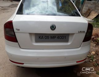 2010 Skoda Laura Elegance 2.0 TDI CR AT 2010 Skoda Laura Elegance 2.0 TDI CR AT