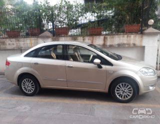 2009 Fiat Linea 1.4 Emotion 2009 Fiat Linea 1.4 Emotion