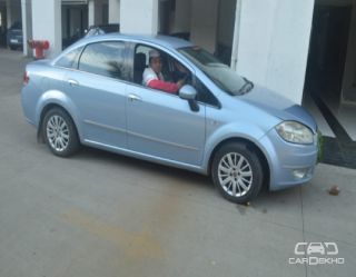 2011 Fiat Linea 1.4 Emotion 2011 Fiat Linea 1.4 Emotion