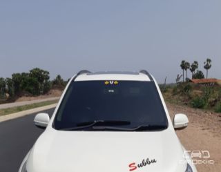 2015 Mahindra XUV500 W10 2WD 2015 Mahindra XUV500 W10 2WD