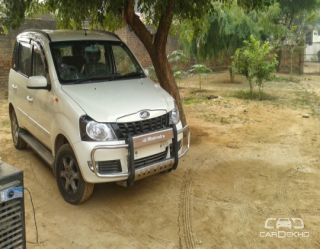 2012 Mahindra Quanto C8 2012 Mahindra Quanto C8