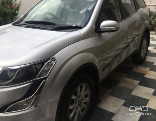 2016 Mahindra XUV500 AT W10 FWD 2016 Mahindra XUV500 AT W10 FWD