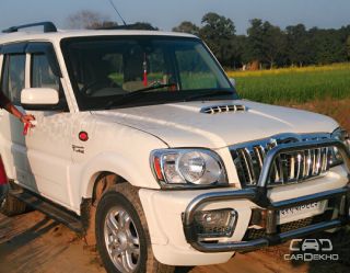 2014 Mahindra Scorpio VLX 4WD AIRBAG BSIV 2014 Mahindra Scorpio VLX 4WD AIRBAG BSIV