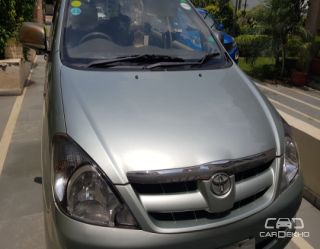 2005 Toyota Innova 2.0 V 2005 Toyota Innova 2.0 V