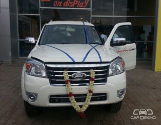 2013 Ford Endeavour 3.0L 4X4 AT 2013 Ford Endeavour 3.0L 4X4 AT