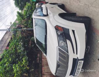 Mahindra XUV500 W8 FWD Mahindra XUV500 W8 FWD