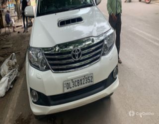 Toyota Fortuner 4x2 AT Toyota Fortuner 4x2 AT