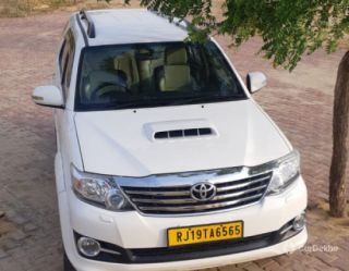 Toyota Fortuner 4x2 Manual Toyota Fortuner 4x2 Manual