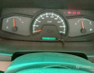 Chevrolet Tavera Neo 3 LS 7 Seats BSIV Chevrolet Tavera Neo 3 LS 7 Seats BSIV